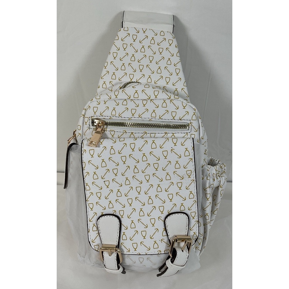 NWT AR‎ New York Vegan Leather Sling Bag Purse Cross Body 7820 White & Gold